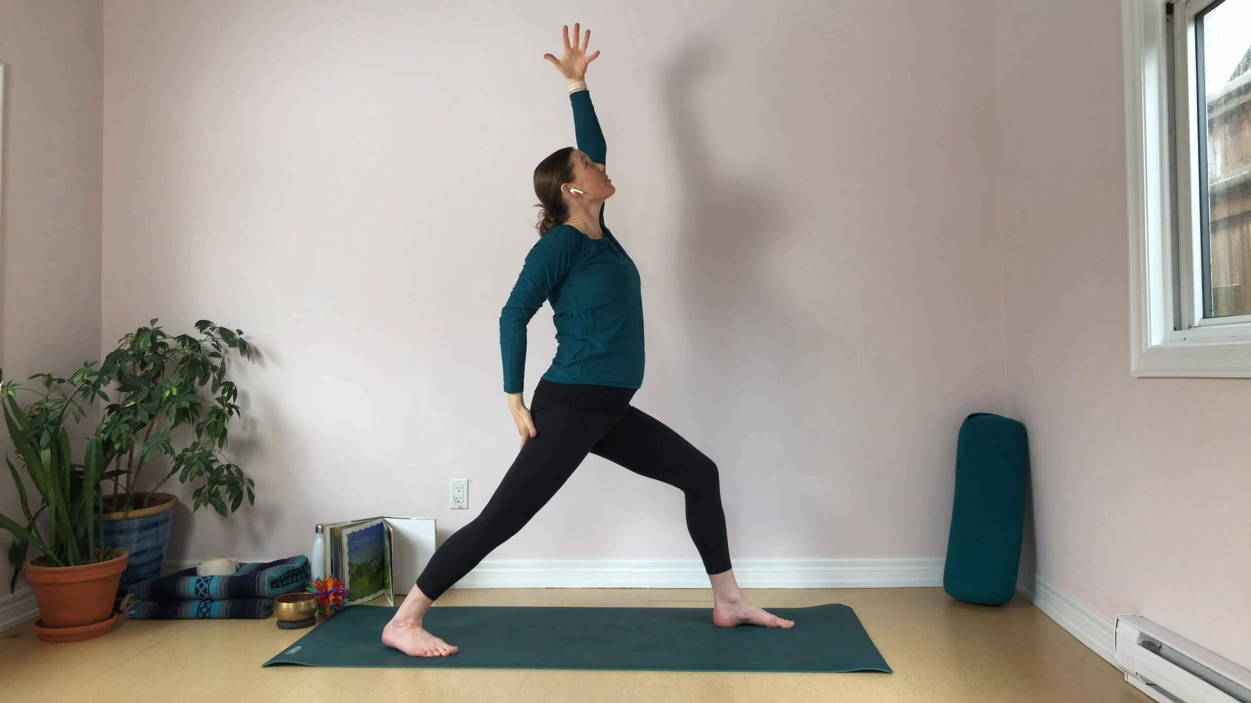 Kid's Yoga The Sun & the Wind